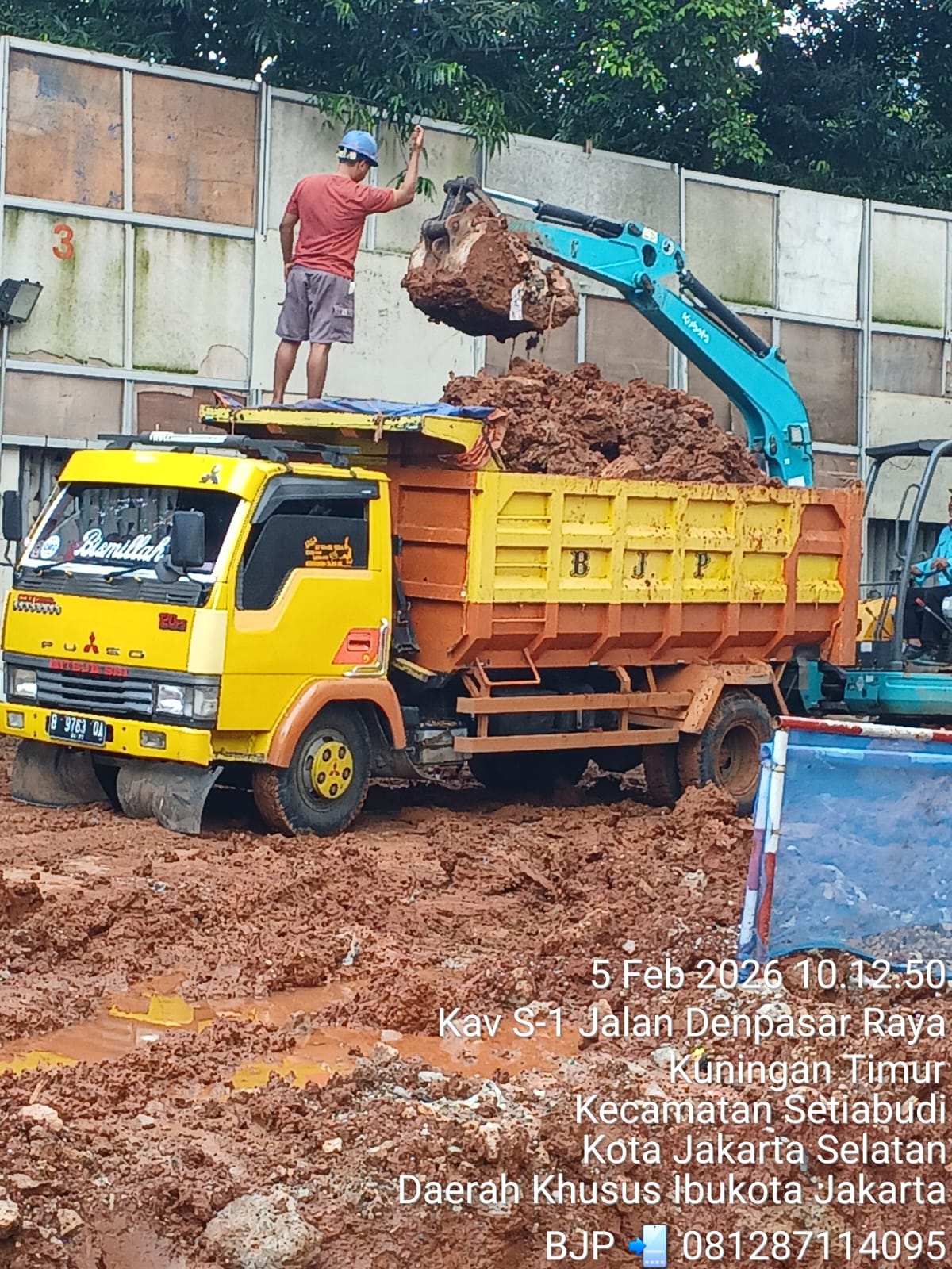 Pekerjaan Urugan Tanah Jakarta